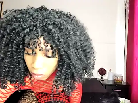 Weendolyn  online show from December 4, 2:27 pm