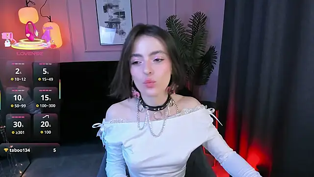 Lana  Soft online show from March 7, 8:36 pm