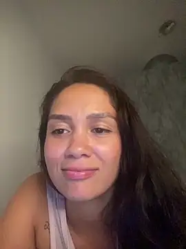 carolsapequinha online show from March 19, 9:37 pm