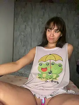 carolsapequinha online show from May 15, 2:09 am
