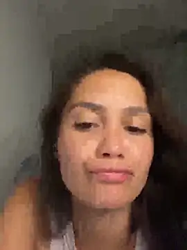 carolsapequinha online show from March 17, 12:35 am