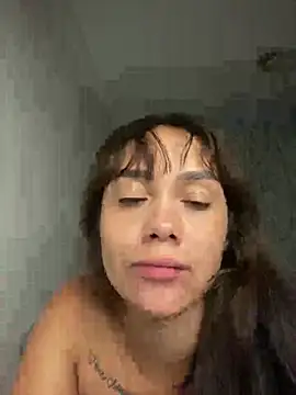 carolsapequinha online show from May 3, 2:49 am