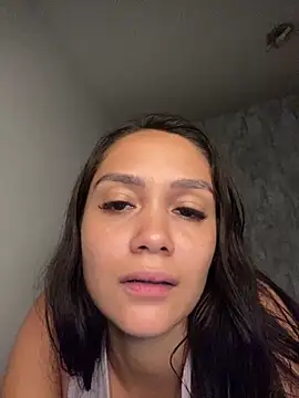 carolsapequinha online show from March 10, 1:26 pm