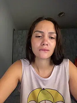 carolsapequinha online show from April 7, 10:39 am