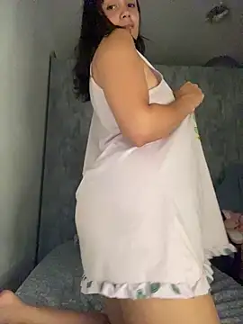 Snapshot of carolsapequinha chatting on February 24, 11:11 am carolsapequinha online show from February 24, 11:11 am