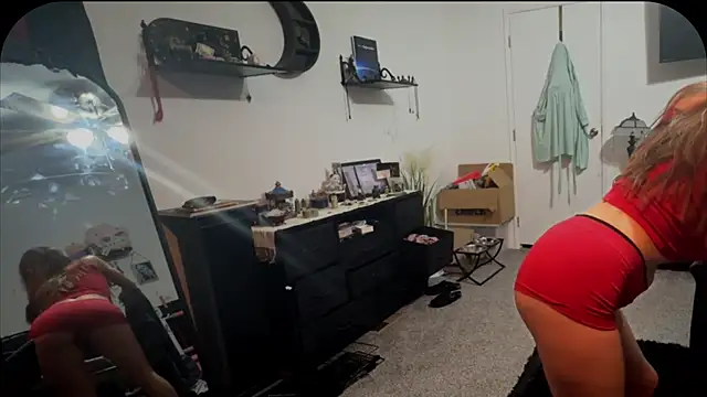 AshenRoe online show from March 24, 8:14 am