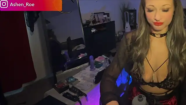 AshenRoe online show from March 30, 10:22 pm