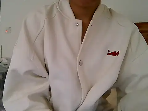 emii207 online show from December 3, 2:45 am