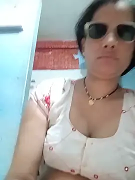 beutiful hot online show from June 9, 6:20 pm