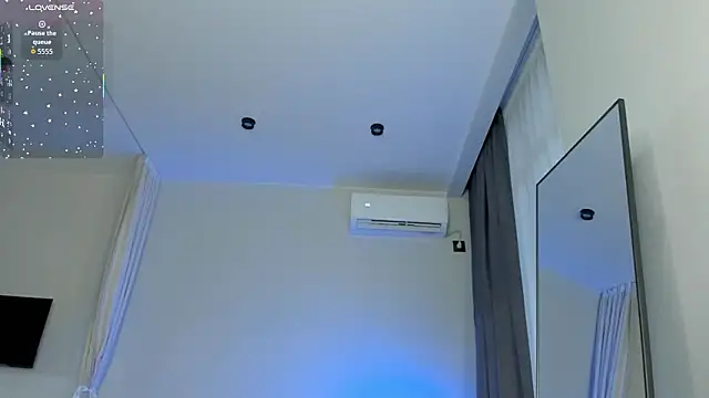 Sakura  frostt online show from January 15, 2:20 pm