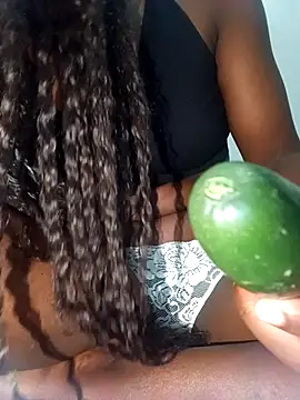 Snapshot of mirna96 chatting on November 14, 8:01 pm mirna96 online show from November 14, 8:01 pm