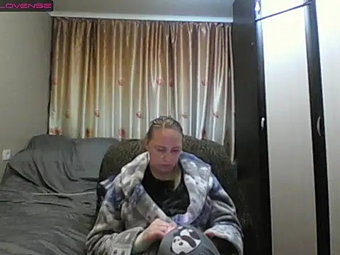 JenniDeep online show from March 10, 7:29 pm