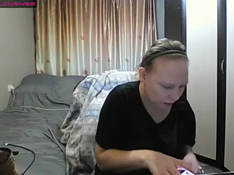 JenniDeep online show from March 8, 1:55 am