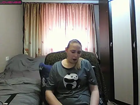 JenniDeep online show from February 7, 6:10 am