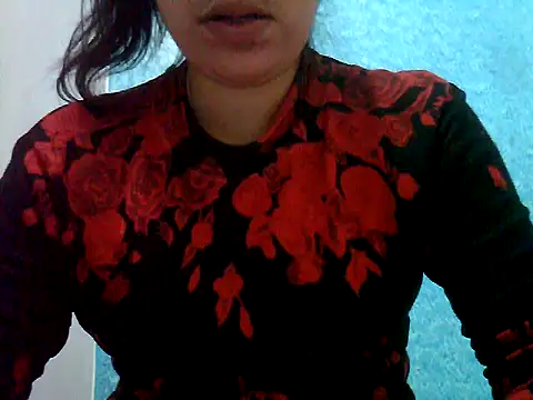 isha sharma2002 online show from January 6, 1:04 pm