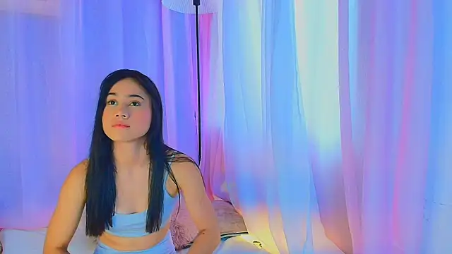 lizzy kane online show from March 18, 8:10 pm