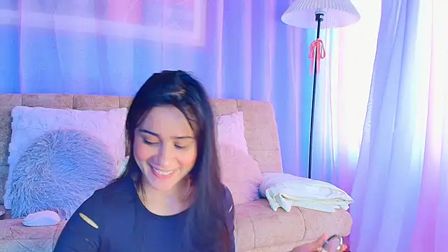 lizzy kane online show from April 16, 8:20 pm