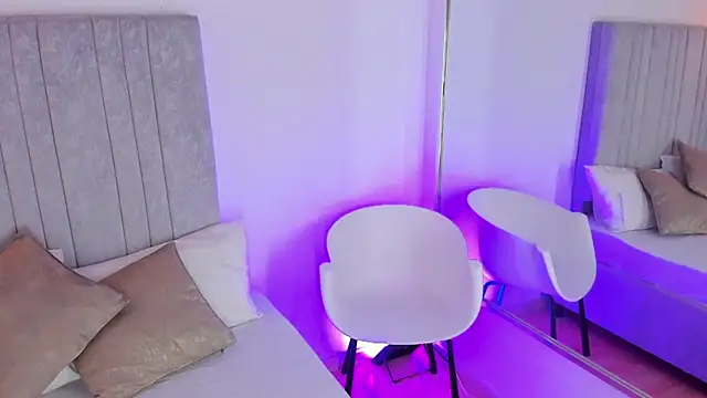 Martina 077 online show from March 18, 9:59 pm