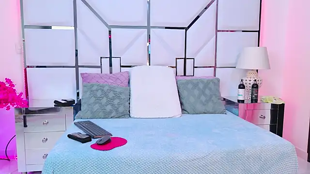 VeronicaSttar online show from December 20, 11:46 am