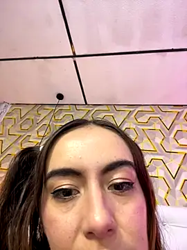 MelanyyJhonson15 online show from November 18, 10:13 pm