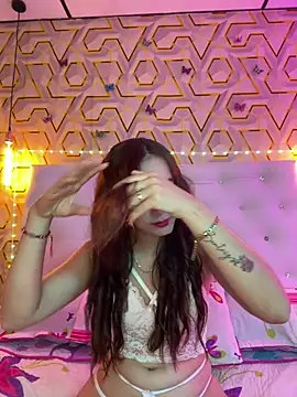 Snapshot of MelanyyJhonson15 chatting on January 17, 12:04 am MelanyyJhonson15 online show from January 17, 12:04 am