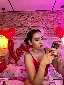 Snapshot of MelanyyJhonson15 chatting on February 15, 8:13 am MelanyyJhonson15 online show from February 15, 8:13 am