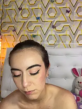 MelanyyJhonson15 online show from March 26, 2:21 am