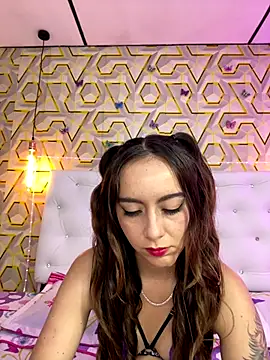 MelanyyJhonson15 online show from November 27, 12:00 am