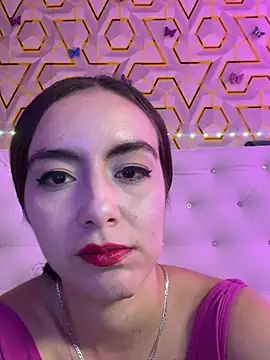 Snapshot of MelanyyJhonson15 chatting on January 18, 1:42 am MelanyyJhonson15 online show from January 18, 1:42 am