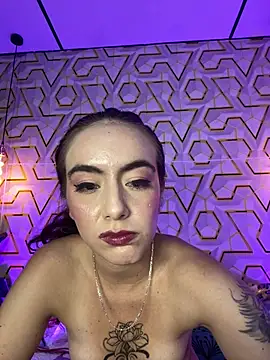 Snapshot of MelanyyJhonson15 chatting on June 20, 8:30 am MelanyyJhonson15 online show from June 20, 8:30 am