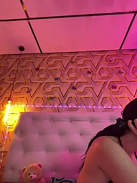 Snapshot of MelanyyJhonson15 chatting on February 6, 2:07 am MelanyyJhonson15 online show from February 6, 2:07 am