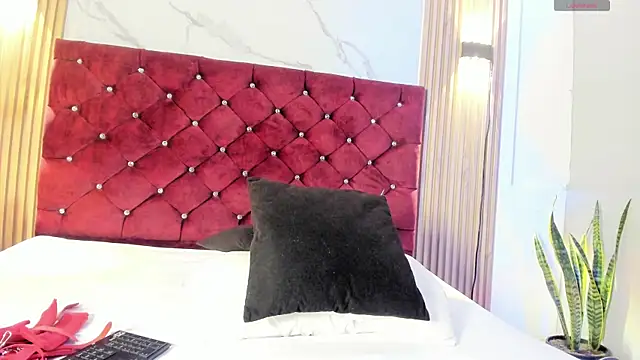 Danna-Rouse online show from March 28, 8:21 pm