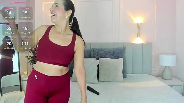 Snapshot of Dulce_emi chatting on May 29, 12:22 pm Dulce emi online show from May 29, 12:22 pm