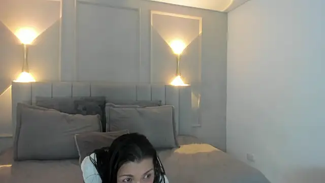 Dulce emi online show from March 24, 12:27 pm