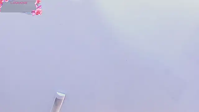 Snapshot of Dulce_emi chatting on February 22, 1:41 am Dulce emi online show from February 22, 1:41 am