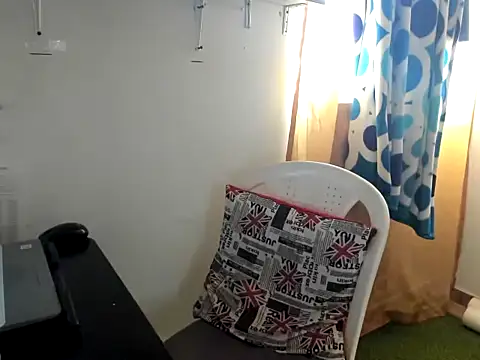 caroline 47 online show from January 12, 7:20 pm