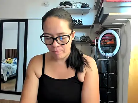 caroline 47 online show from February 11, 1:11 pm