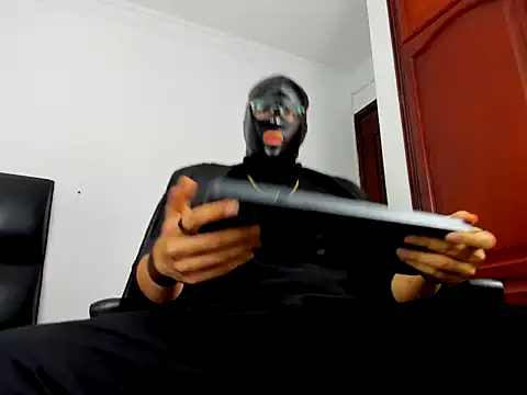 belialcrow666 online show from November 13, 7:29 pm