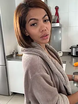 dolceragazza 15 online show from November 19, 9:53 am