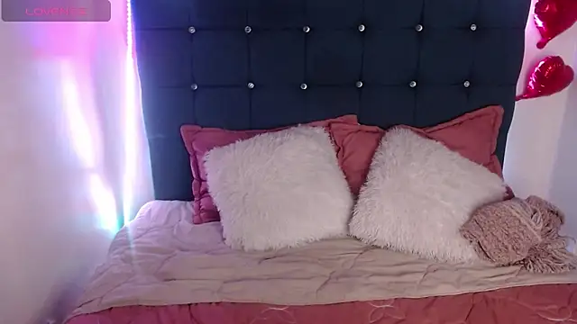 Catalinajane1 online show from March 22, 7:15 pm