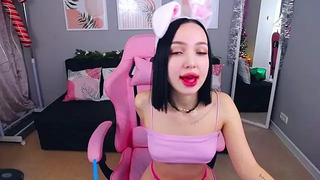 AlisenPlam online show from December 16, 7:45 am