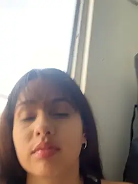 ginny ross online show from December 14, 9:31 pm