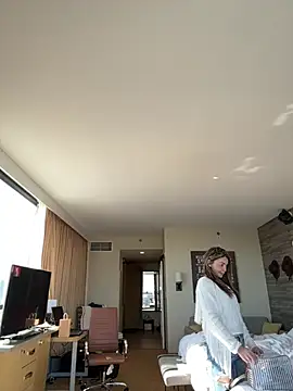 Snapshot of miatate chatting on February 6, 5:20 pm miatate online show from February 6, 5:20 pm