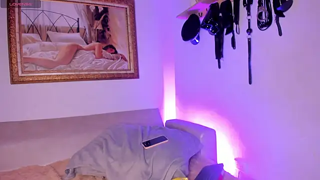 VeronicaSmith OS online show from March 13, 8:03 pm