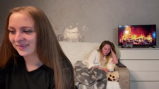 Snapshot of Seylune chatting on November 30, 4:35 am Seylune online show from November 30, 4:35 am