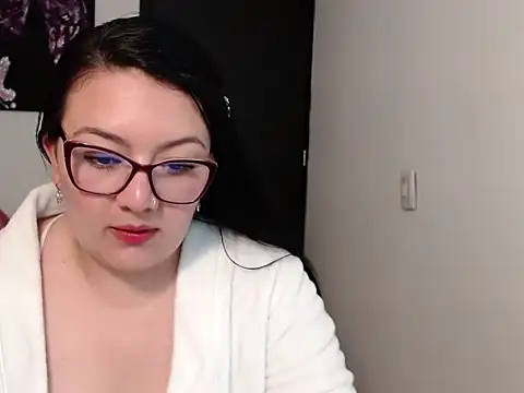 Sam  savage online show from November 19, 8:42 pm