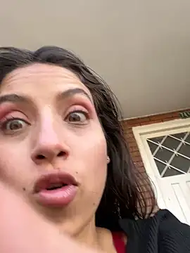 Paulett Smith online show from November 23, 6:40 pm