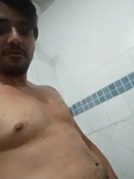 Snapshot of Heterobusca chatting on November 13, 1:53 am Heterobusca online show from November 13, 1:53 am