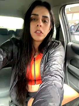 Monahliza online show from December 2, 1:35 pm