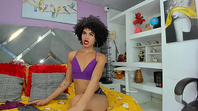 Zaira sofiaa online show from May 9, 2:15 am